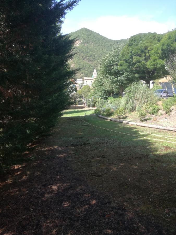 Gites Les Tilleuls Clamensane Екстер'єр фото