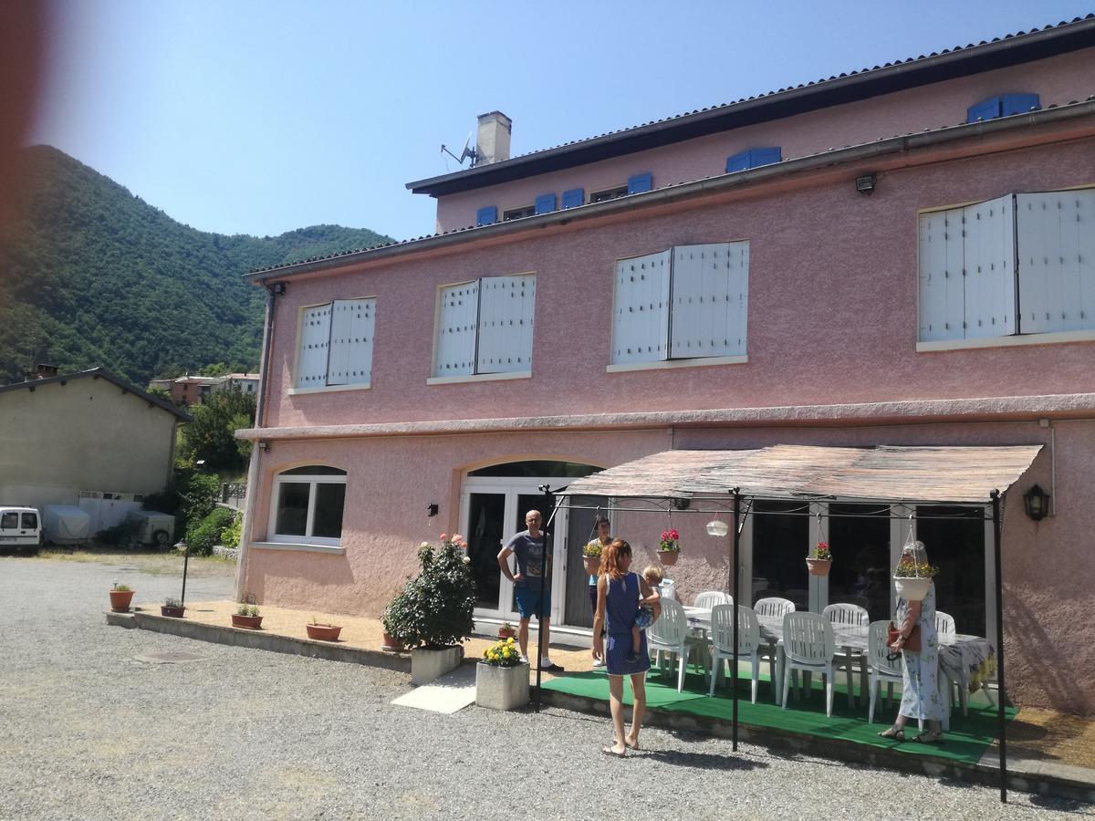 Gites Les Tilleuls Clamensane Екстер'єр фото